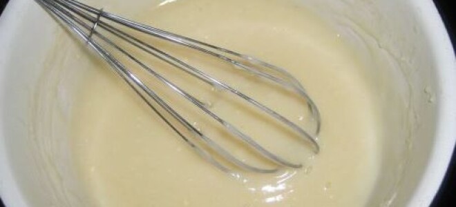 Как приготовить клейстер из муки и воды: самый простой рецепт