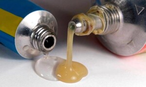 Какой резиновый клей подойдет для склеивания резины и других поверхностей